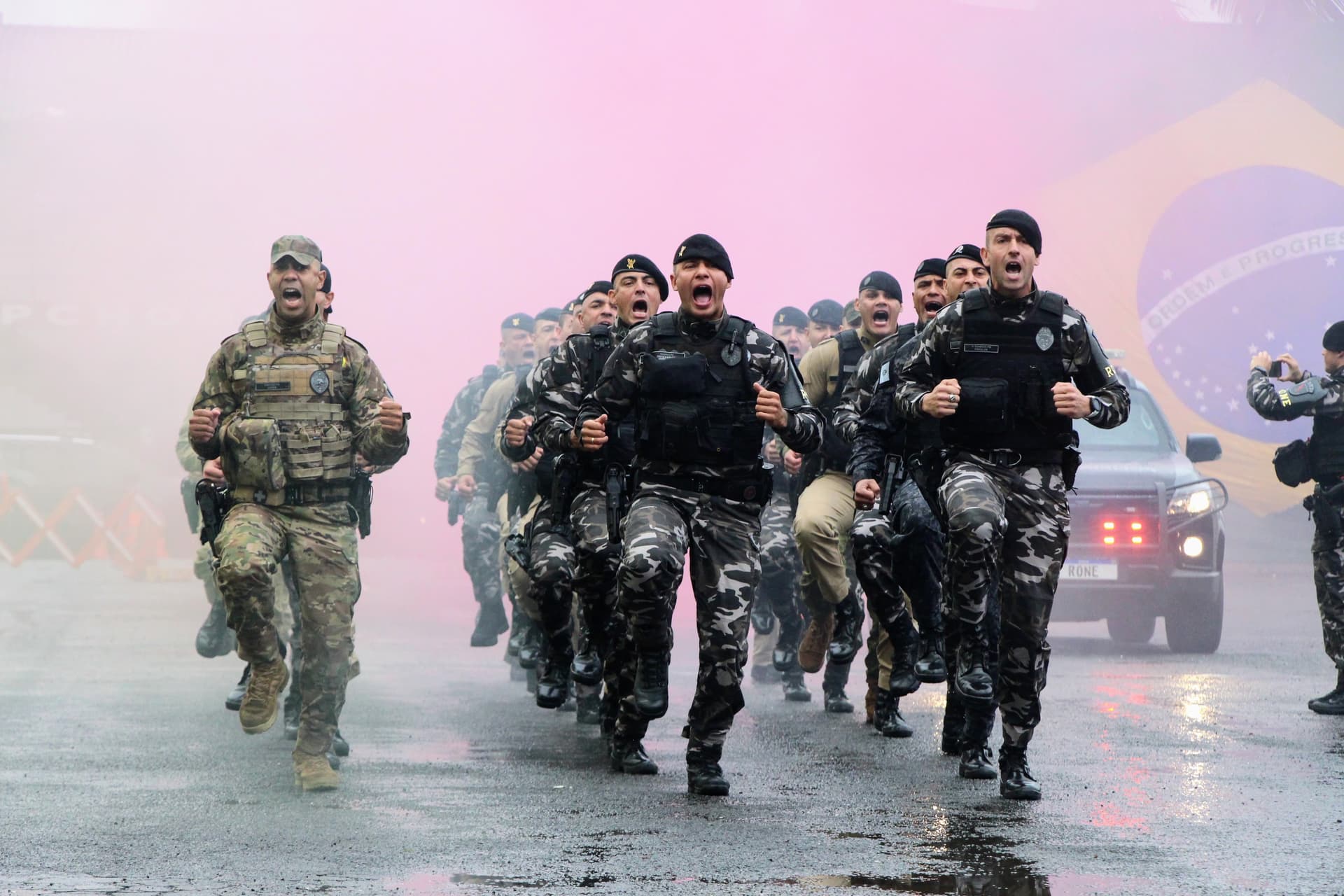 Conclusão do VI Curso de Rondas Ostensivas de Natureza Especial é marcada por solenidade da PMPR