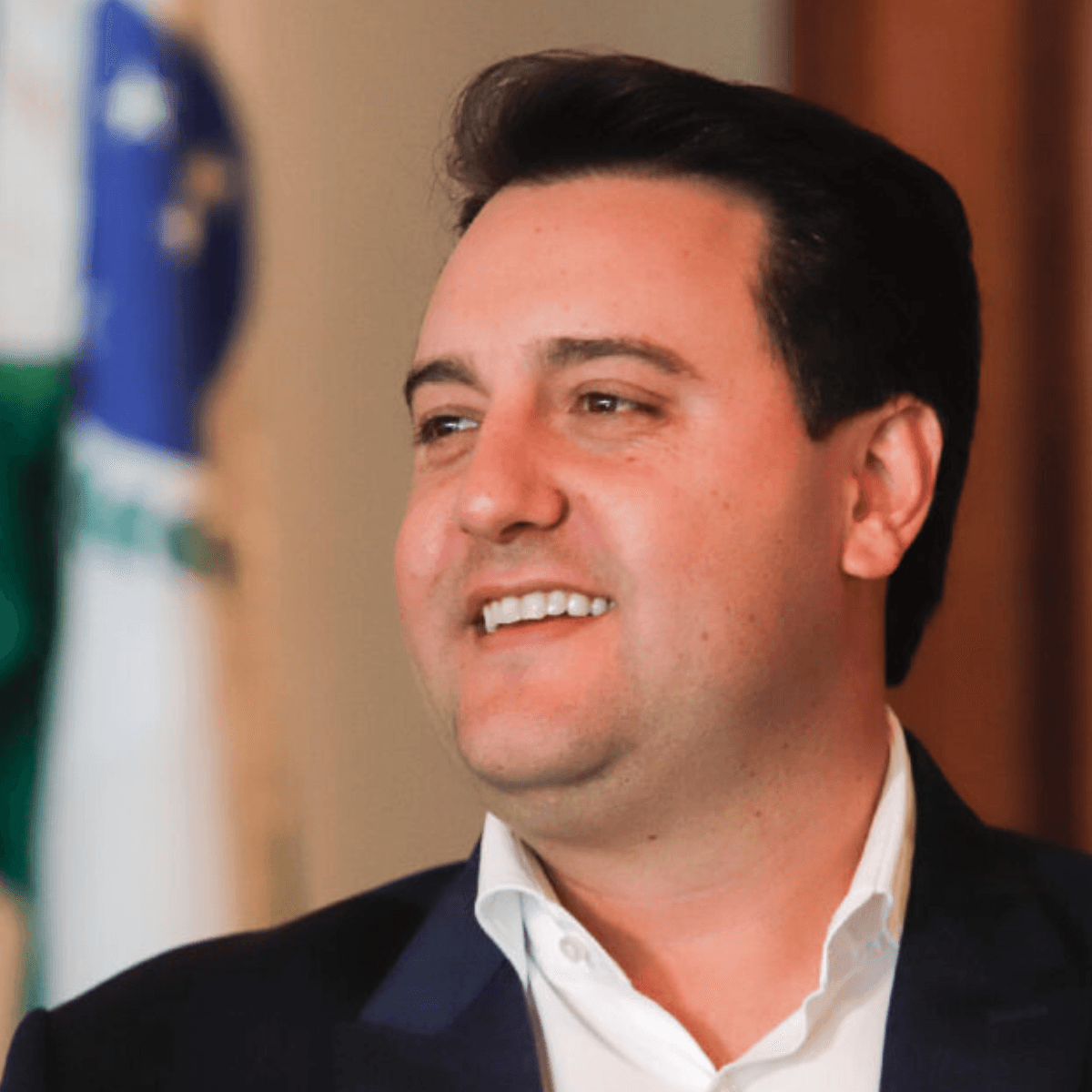 Ratinho Junior aparece como governador mais bem avaliado do país — aprovação de 85% lidera ranking nacional